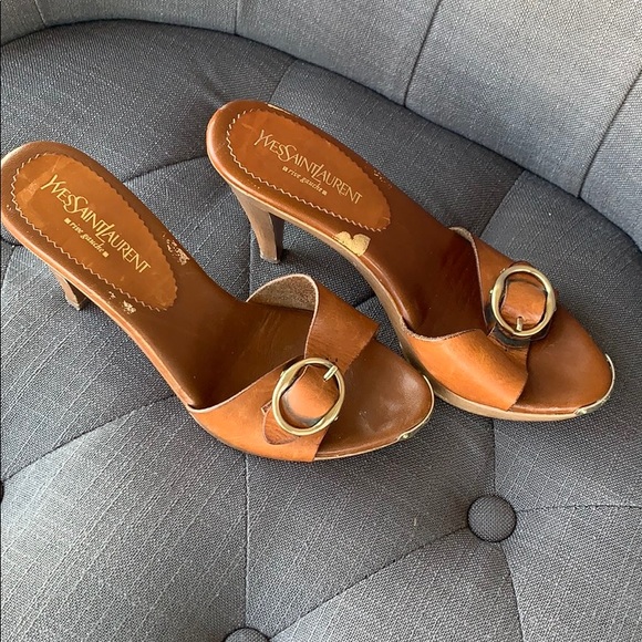 Yves Saint Laurent High heels - Picture 2 of 5